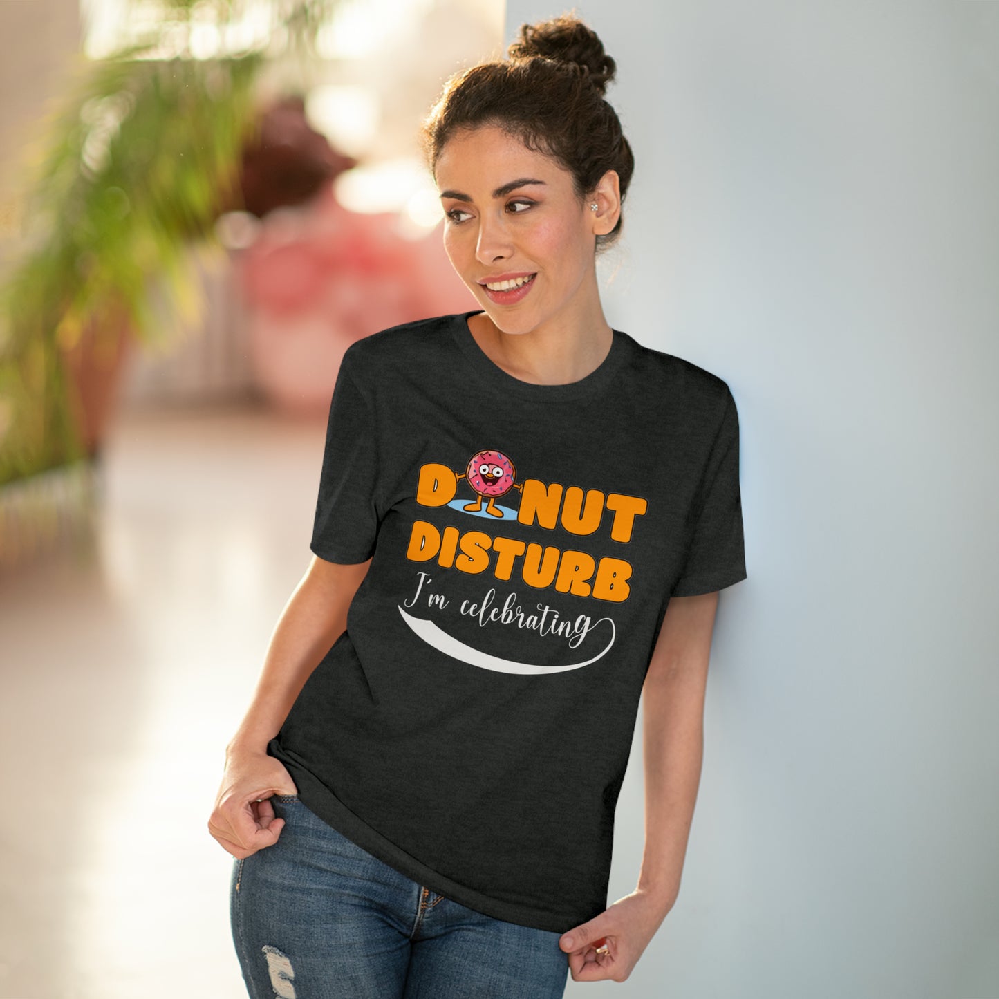 Donut Disturb I´m celebrating - Unisex PARTYSHIRT